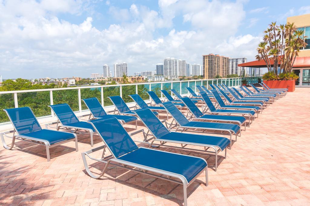 Best Holiday Suites Sunny Isles Beach Buitenkant foto