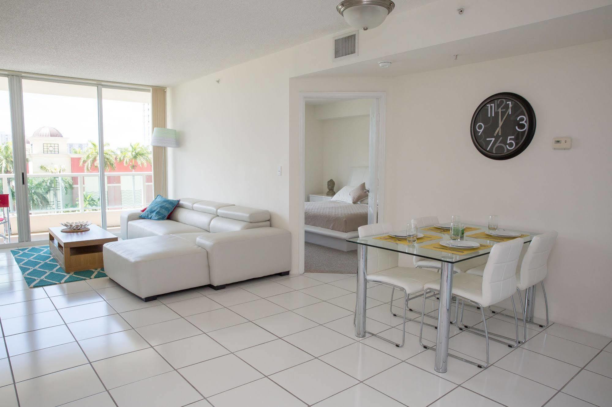 Best Holiday Suites Sunny Isles Beach Buitenkant foto