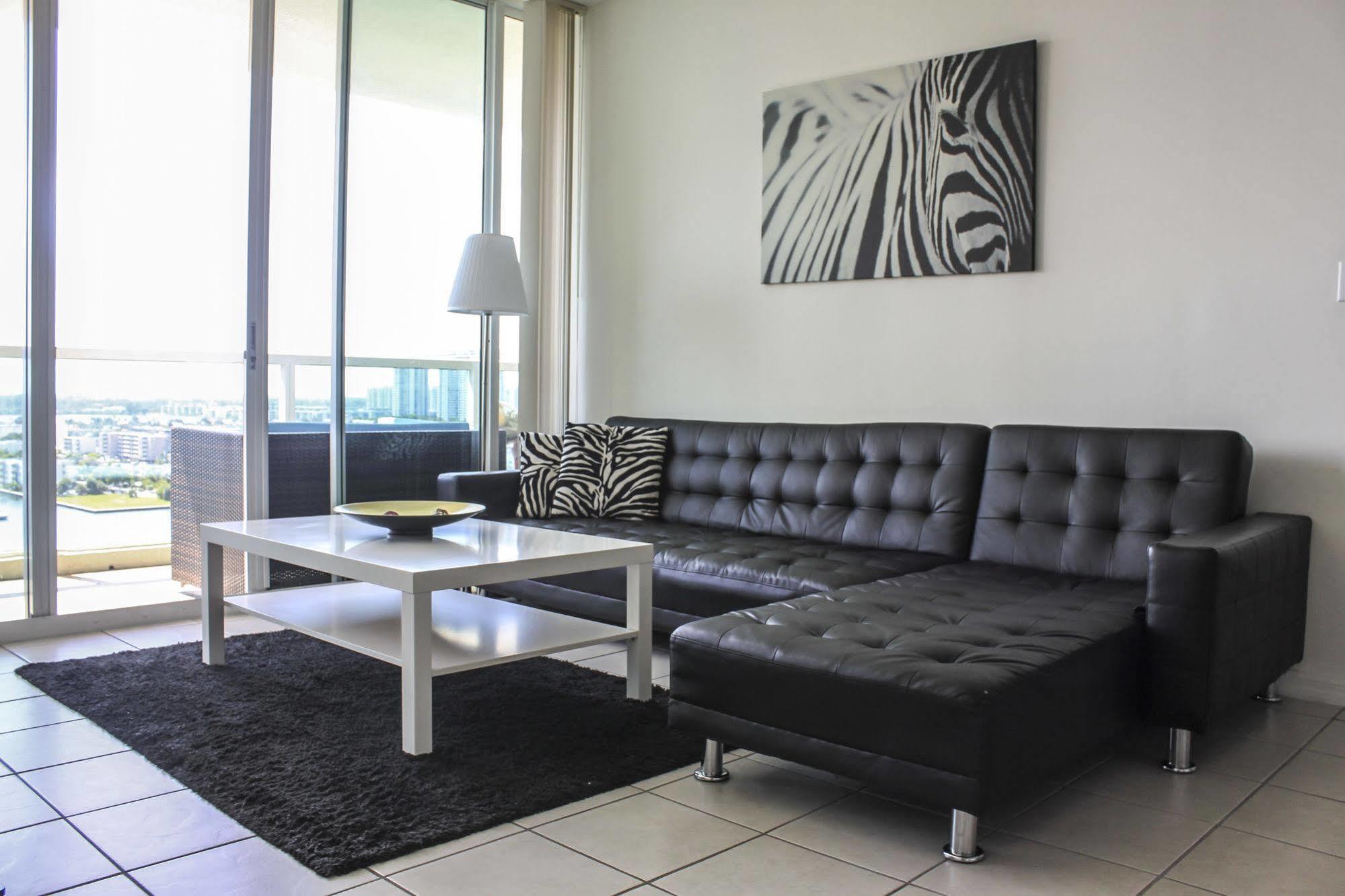 Best Holiday Suites Sunny Isles Beach Buitenkant foto